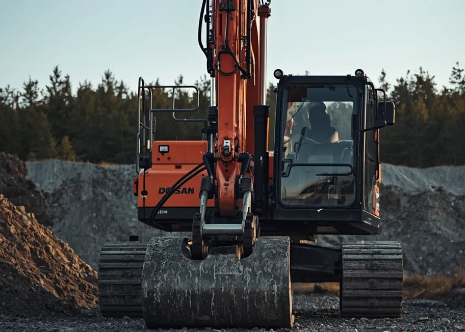 L'équipe des Équipements Daigle, spécialiste en machinerie de construction usagée, machinerie lourde usagée
