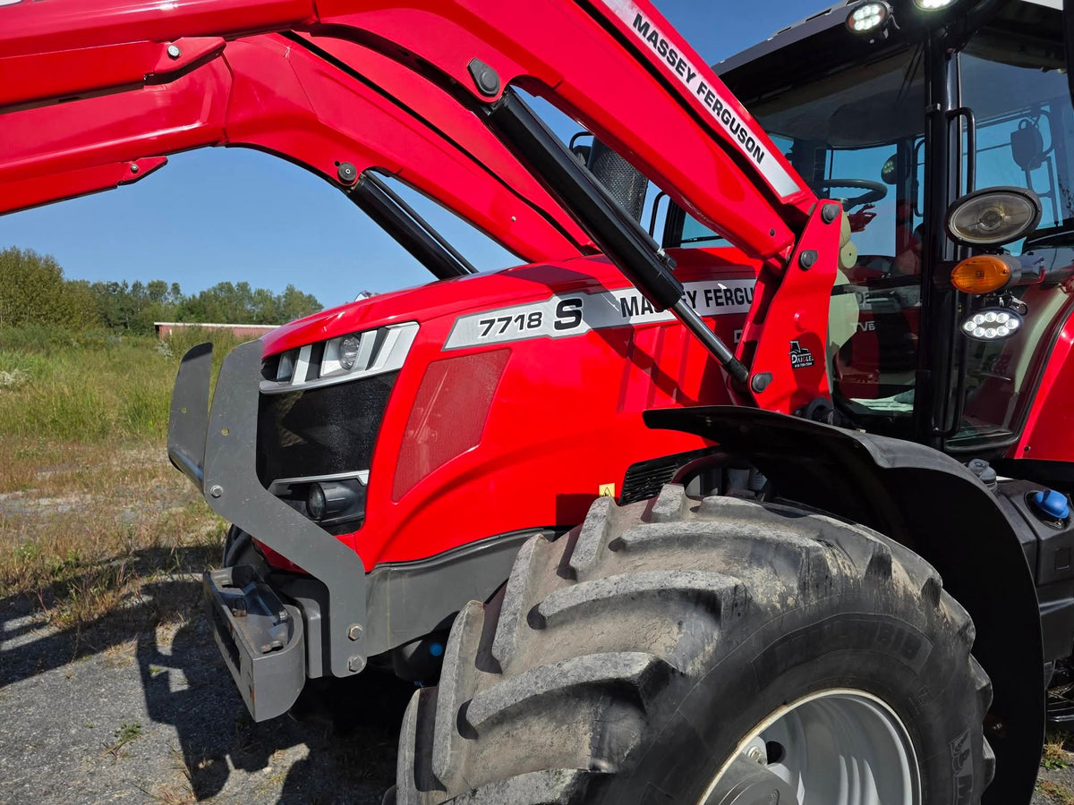 2020 Massey Ferguson 7718 S Tractor