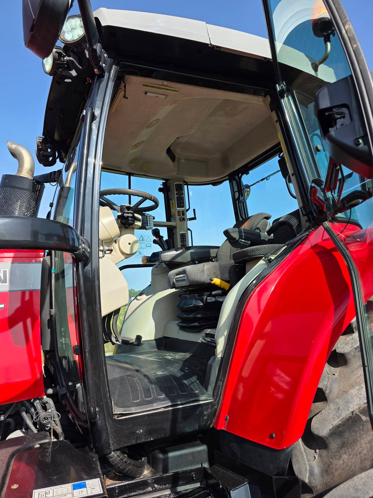 2020 Massey Ferguson 7718 S Tractor