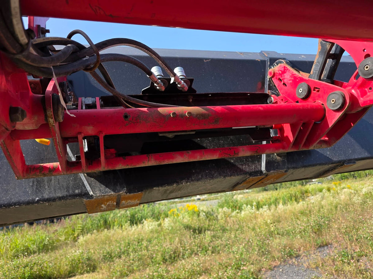 2020 Massey Ferguson 7718 S Tractor