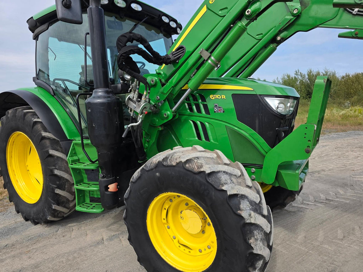 2017 John Deere 6110R Tractor