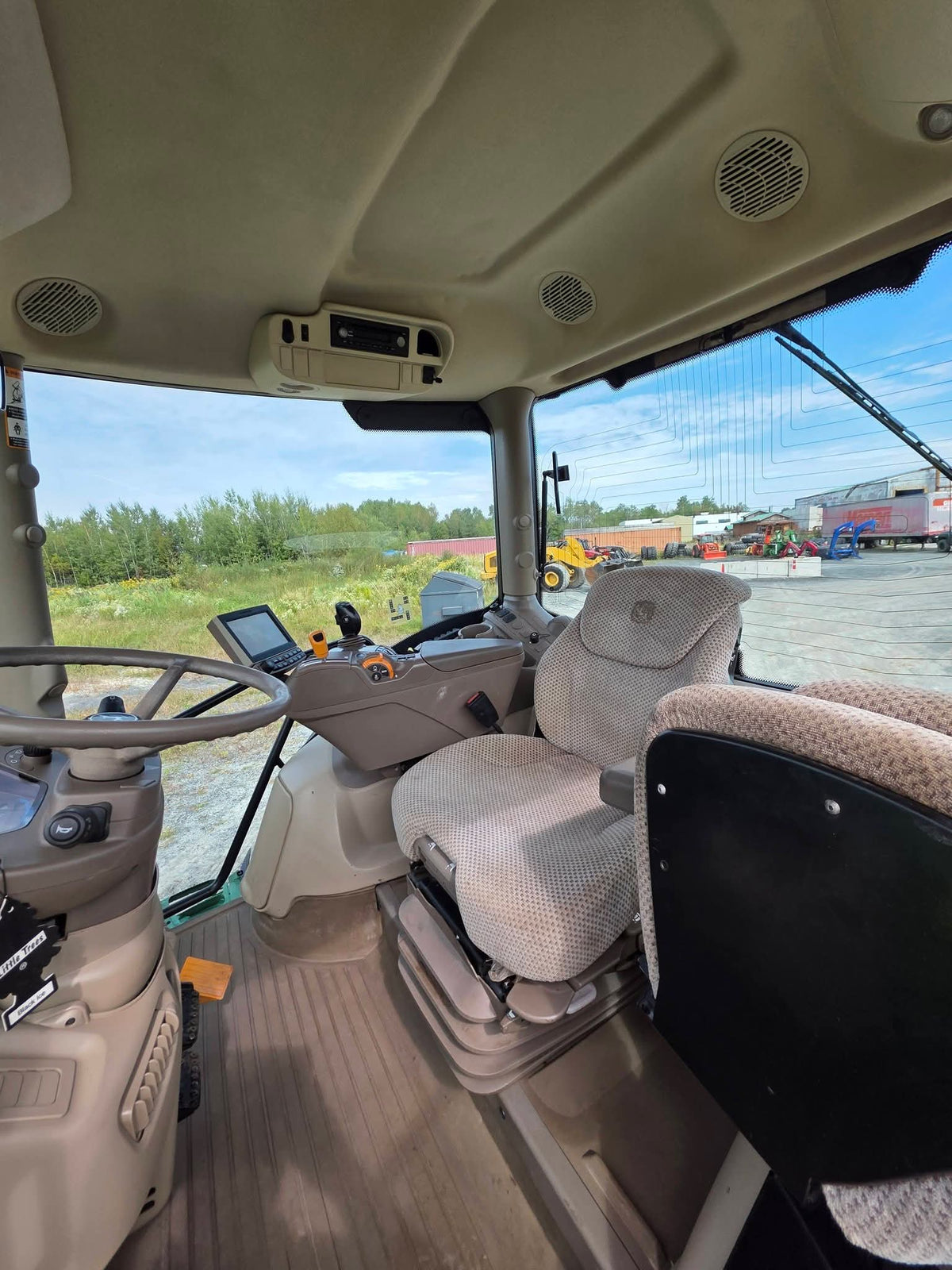 2017 John Deere 6110R Tractor