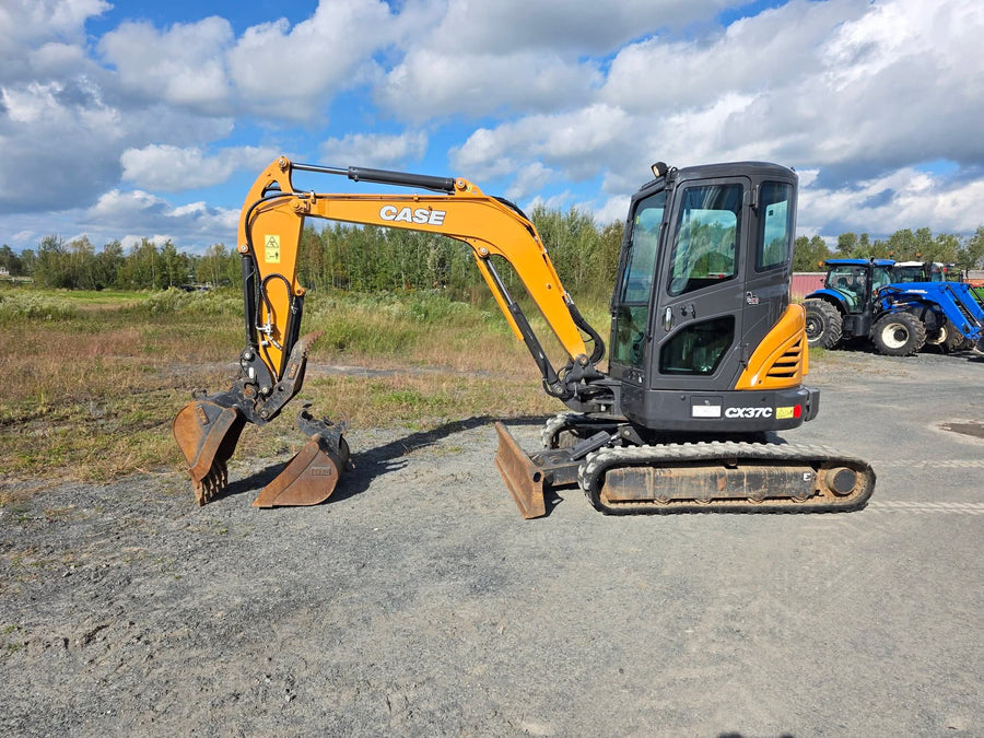 Excavatrice Case CX37C 2023