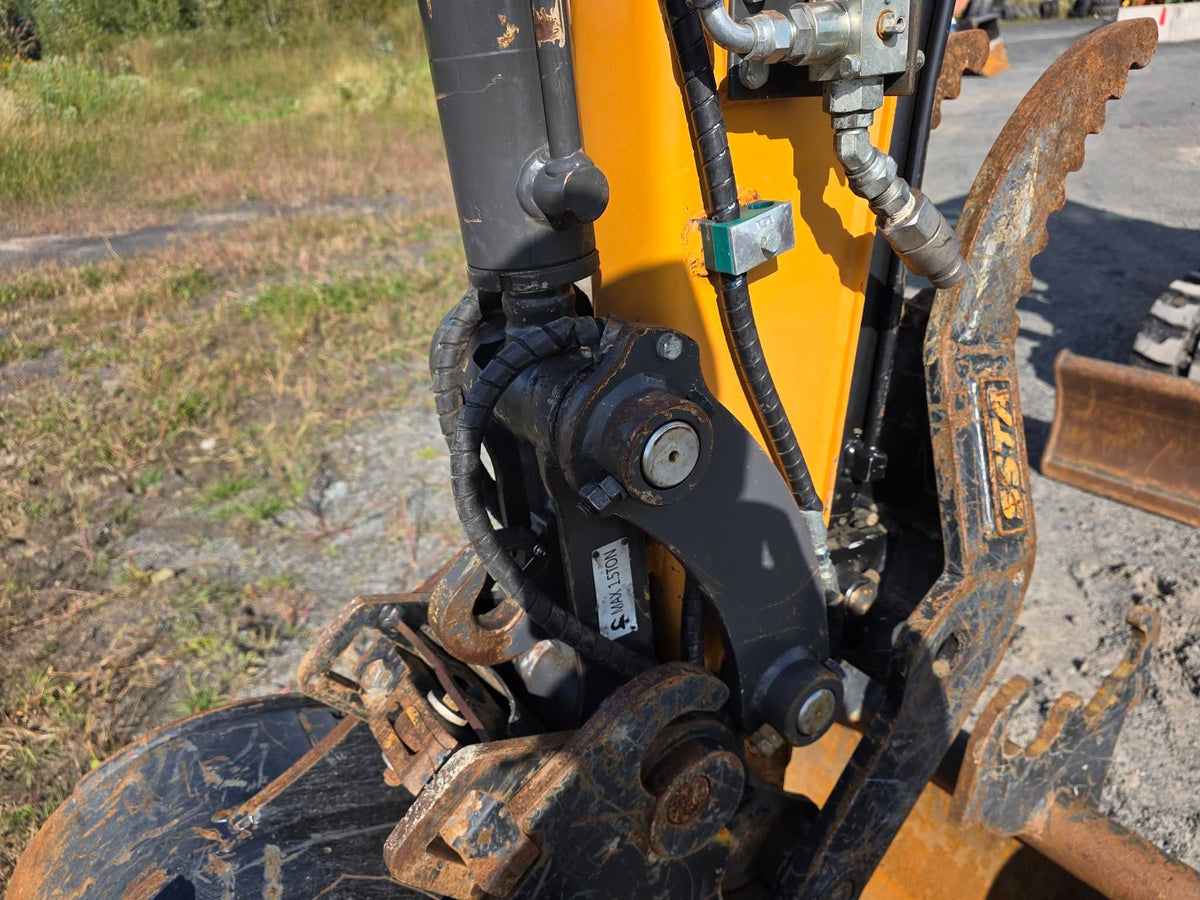 Excavatrice Case CX37C 2023