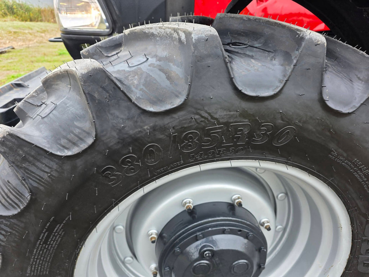 Case IH Puma 145 tractor