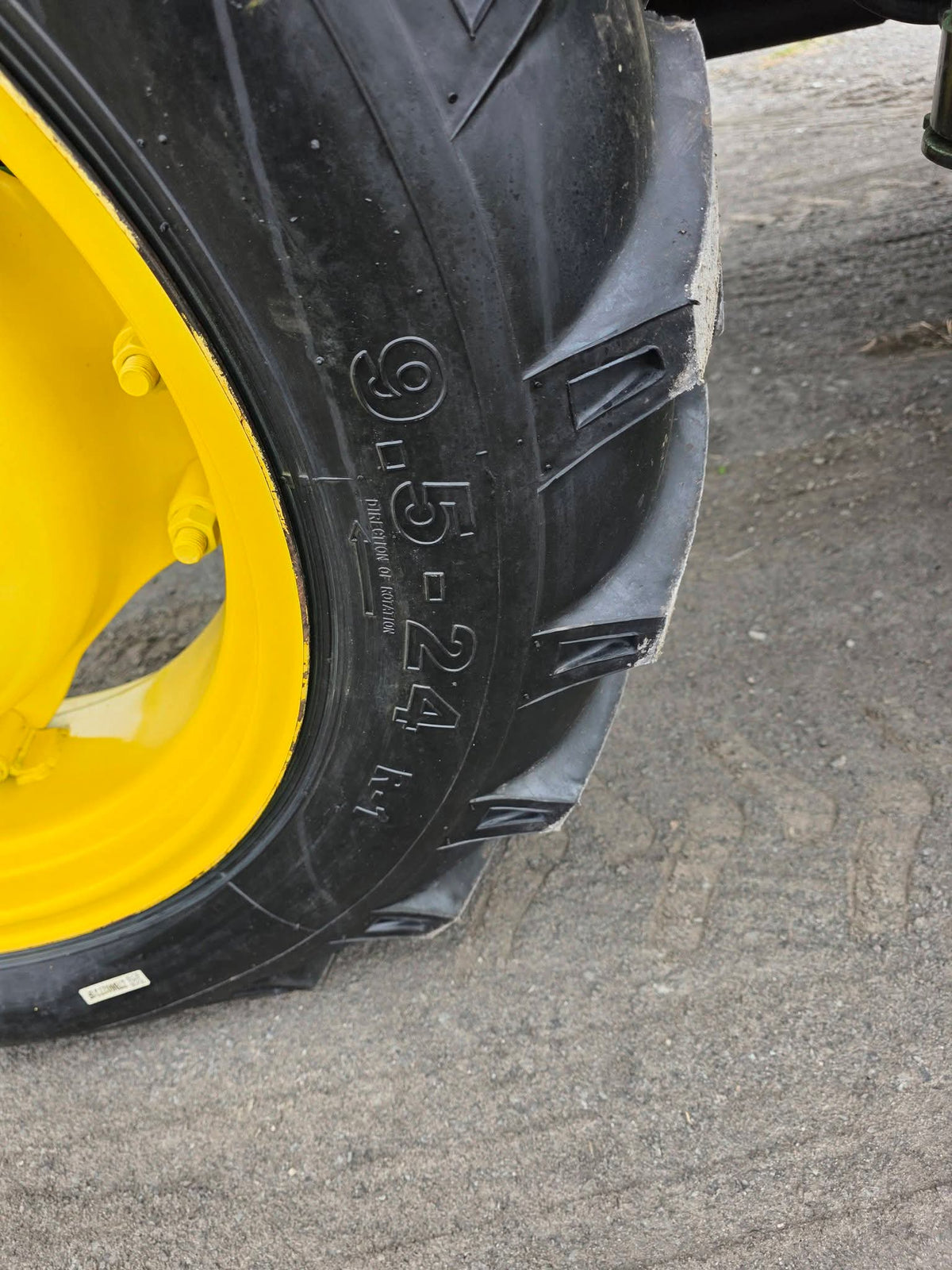 Tracteur John Deere 5075E 2021