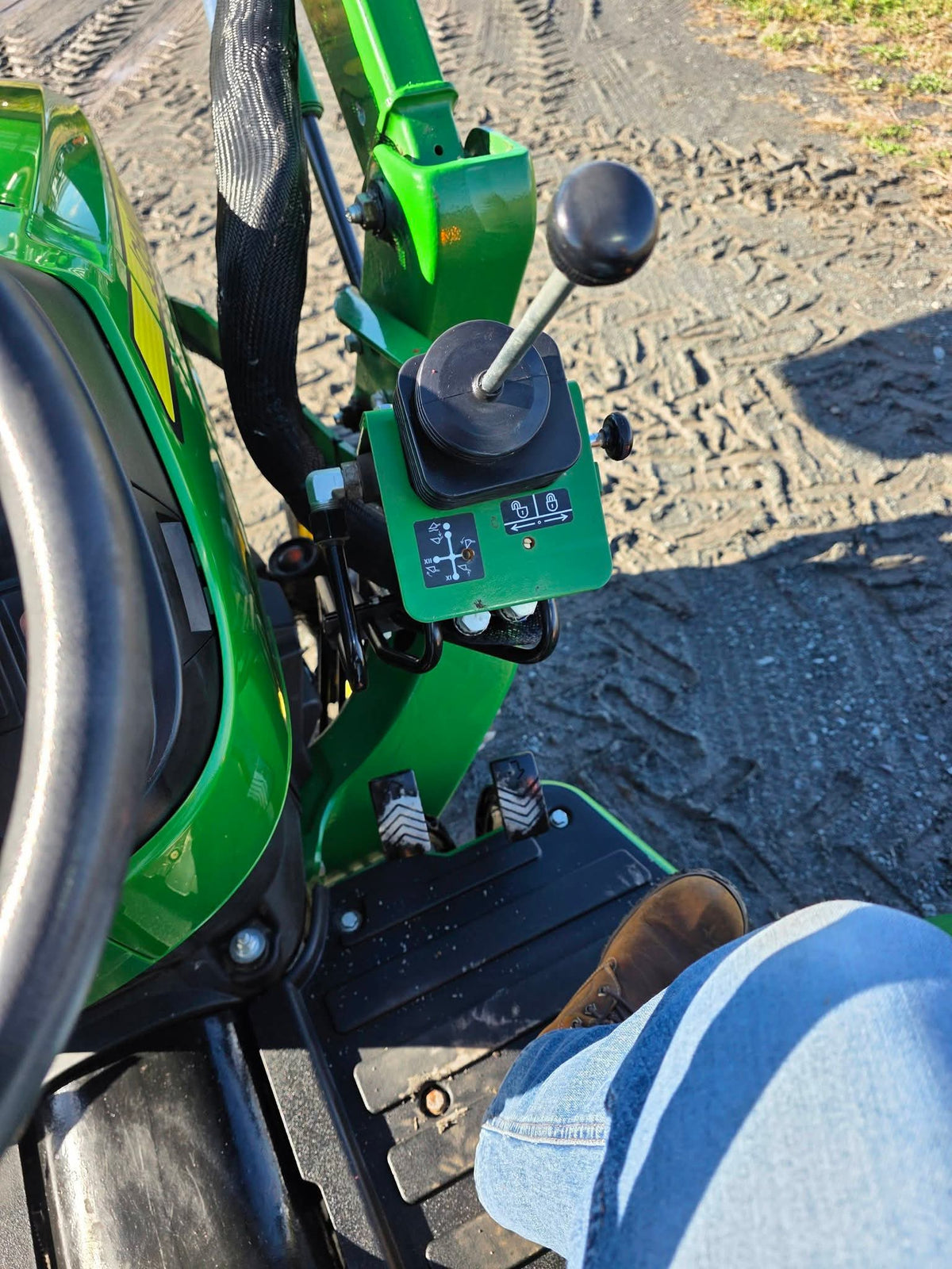 Tracteur John Deere 3025e
