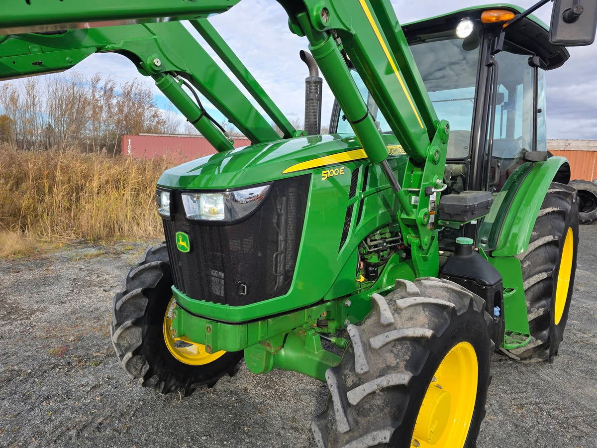 Tracteur John Deere 5100e