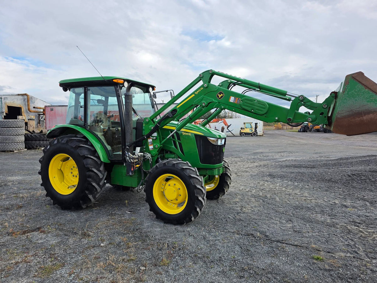 Tracteur John Deere 5100e
