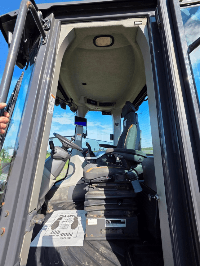 Loader Case 621G 2018 — Photo 9