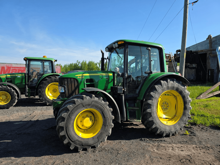 Tracteur John Deere 6430 Premium 2010 - photo 1