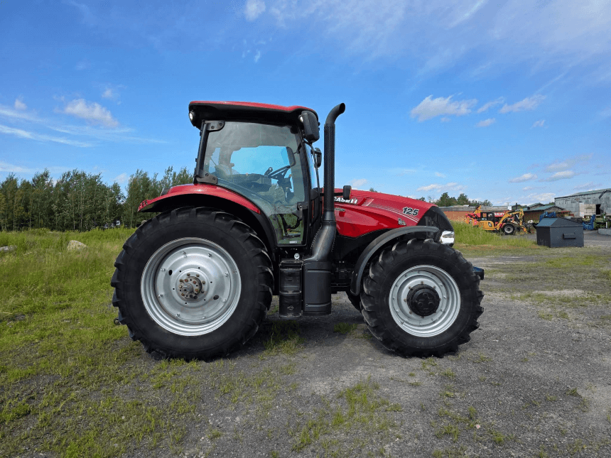 2016 Case IH Maxxum 125 Tractor