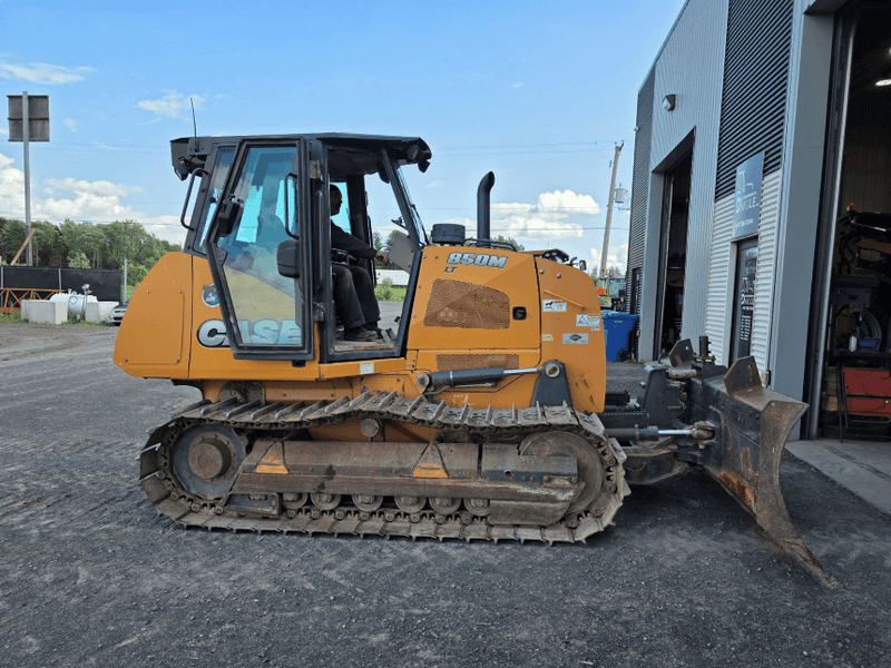 2016 Case 850M LT Dozer – Side view