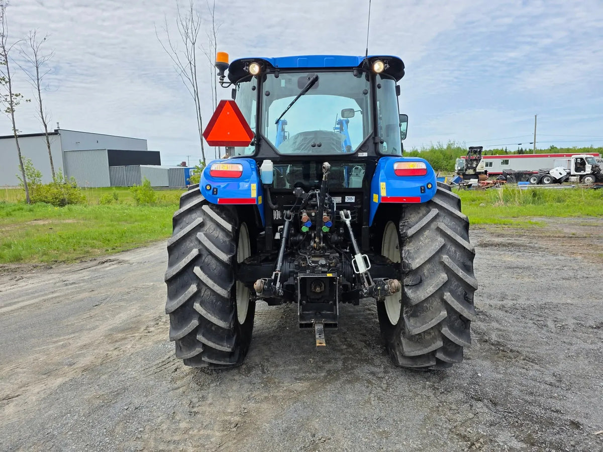 2022 New Holland T5.120 Tractor – Rear three-point hitch