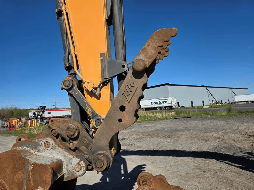 2019 Case CX145D SR Excavator – Hydraulic thumb