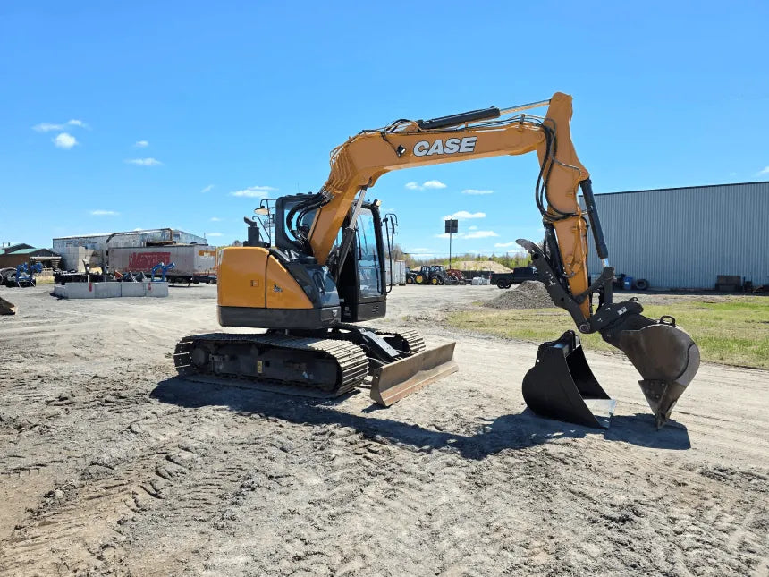 Excavatrice Case Cx75c SR 2022 – Avant droite