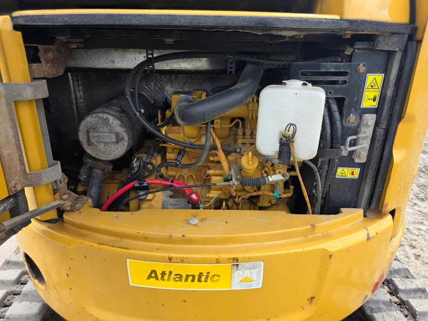 Excavatrice Caterpillar 303.5E CR 2012 – Moteur
