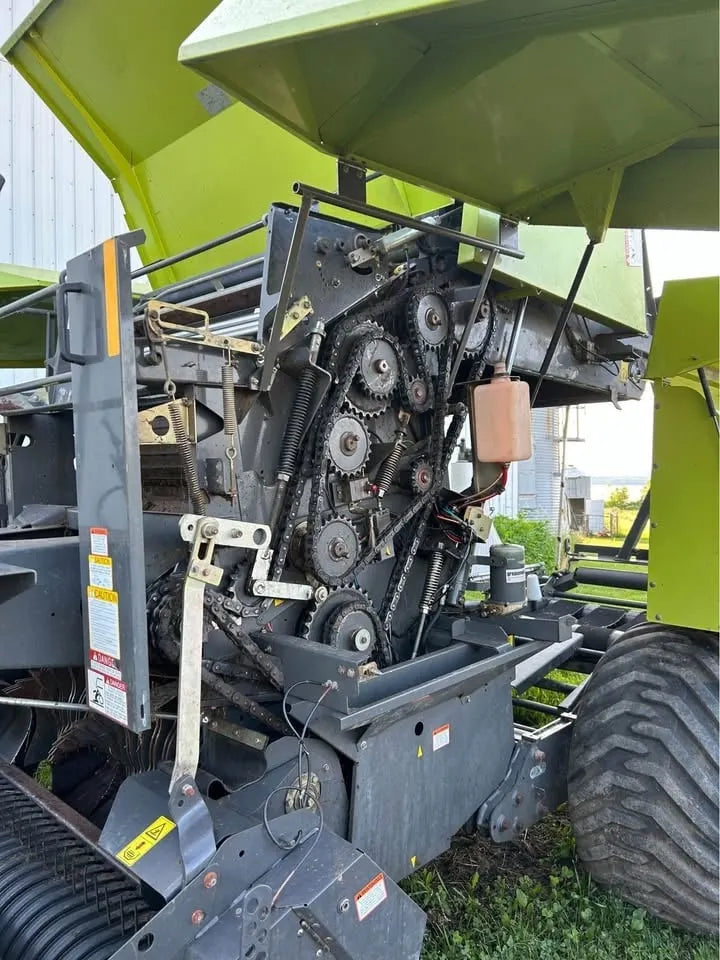 Claas Rollant 375 Uniwrap Round Baler – Photo 5