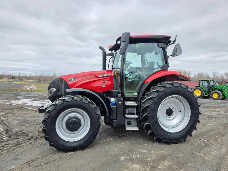 Tracteur Case IH Maxxum 115 2022 – Côté gauche