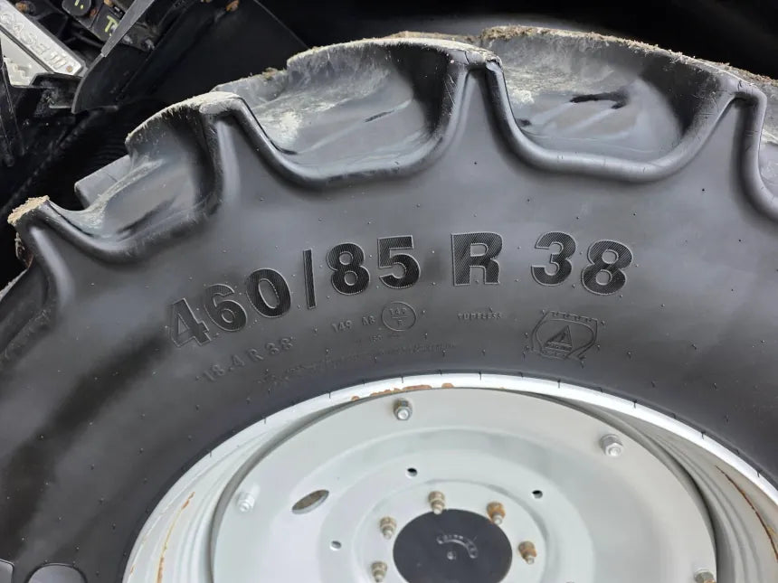 2022 Case IH Maxxum 115 Tractor – Rear tire