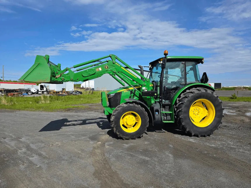 2020 John Deere 5115M Tractor – With loader
