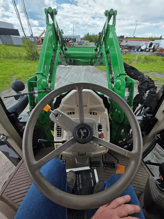 2020 John Deere 6110M Tractor – Operator station 2