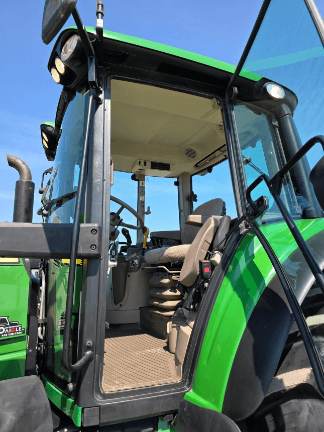 2021 John Deere 6140M Tractor – Cab access