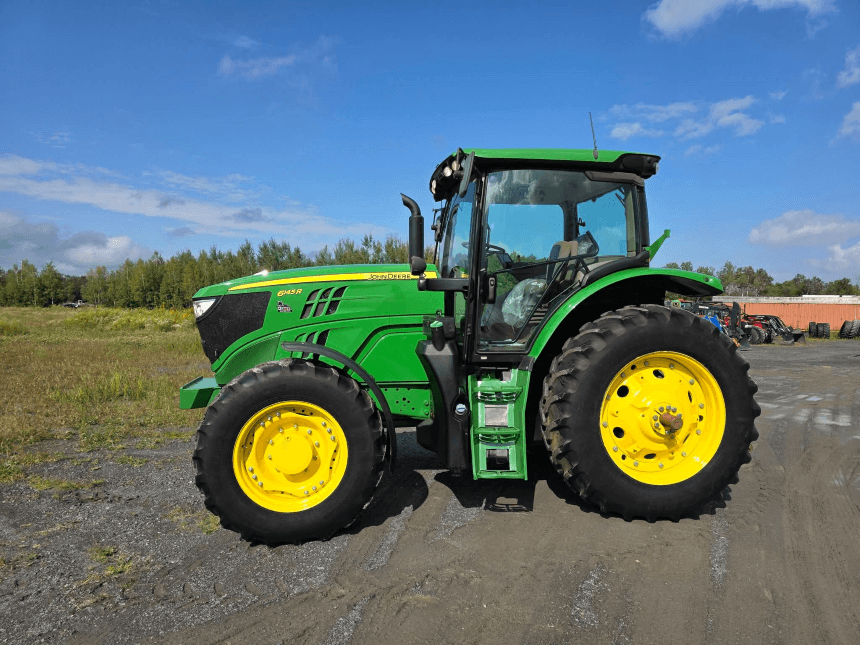 2016 John Deere 6145R Tractor – Side view