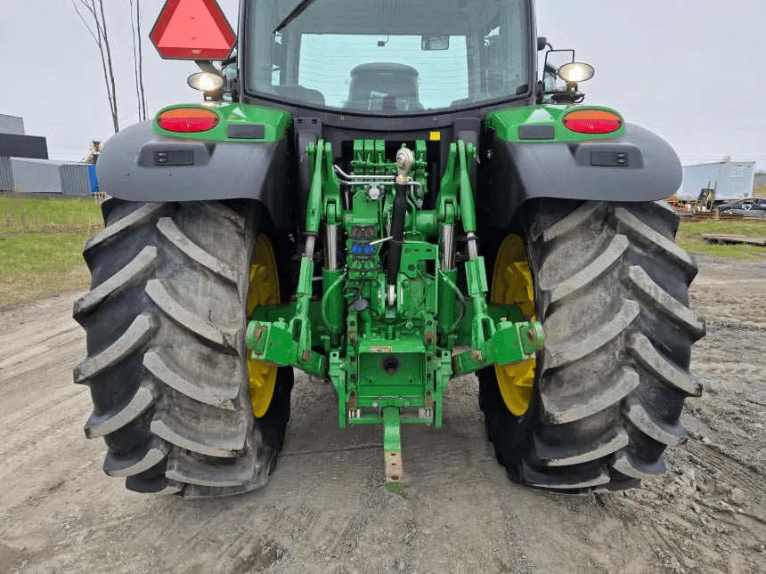 2020 John Deere 6155R Tractor – Rear hydraulics
