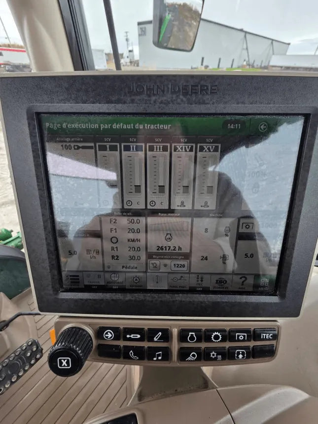 2020 John Deere 6155R Tractor – Control display