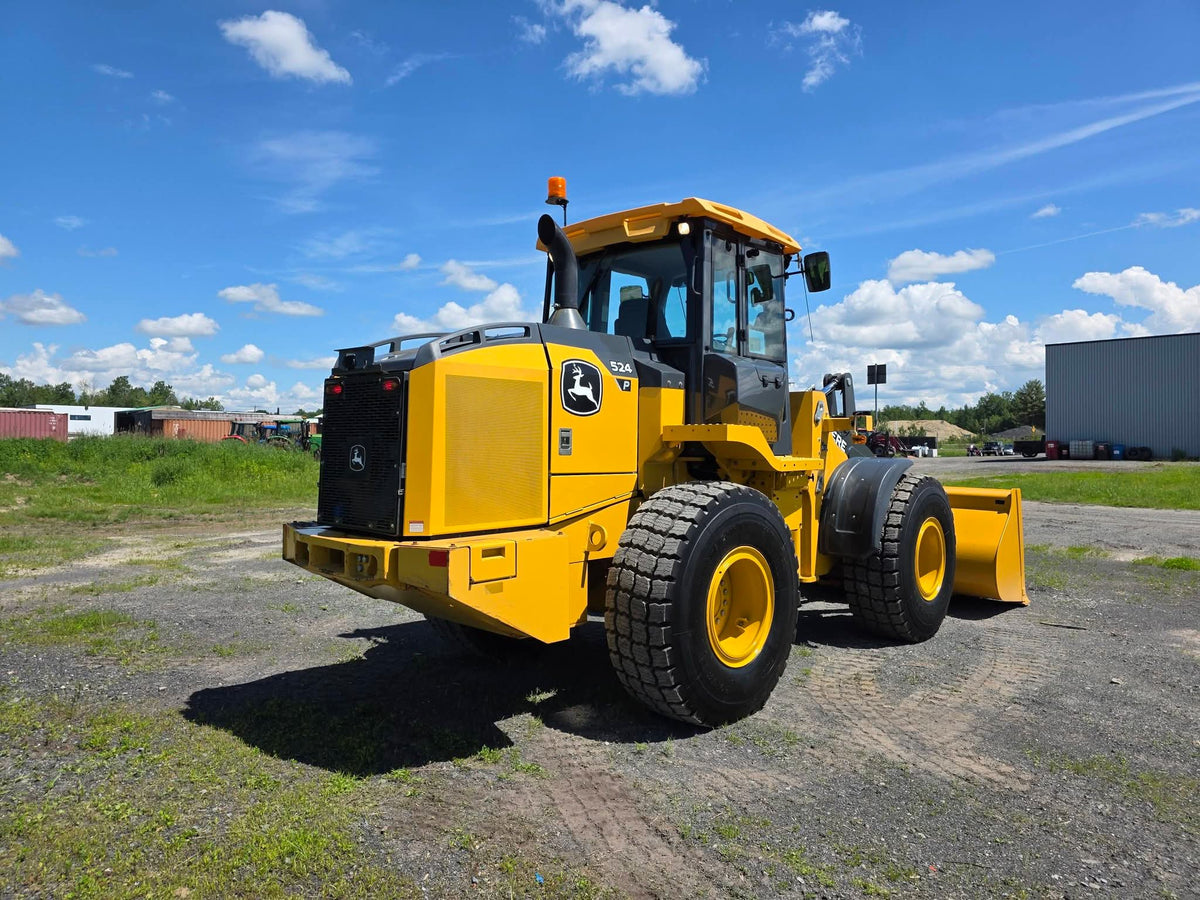 2021 John Deere 524P Wheel Loader – Rear left