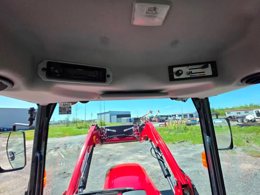 2016 Massey Ferguson 1758 Tractor – Cab visibility