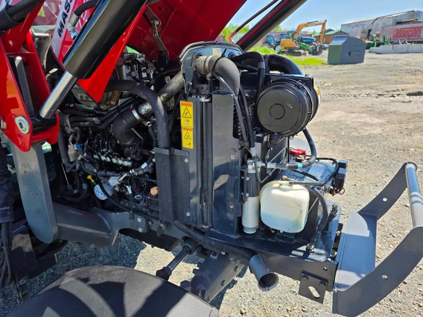 2016 Massey Ferguson 1758 Tractor – 59 hp diesel engine