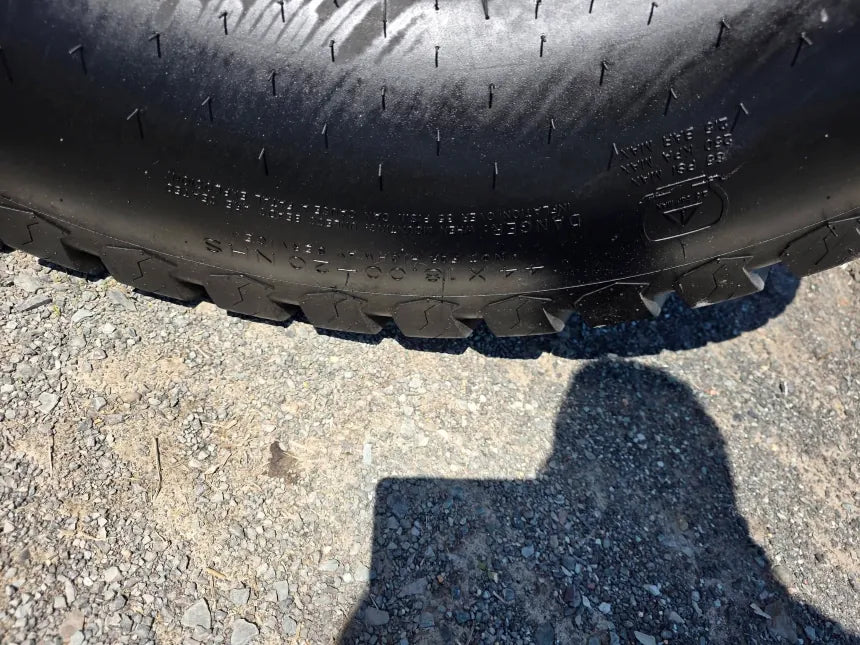 2016 Massey Ferguson 1758 Tractor – Rear tire