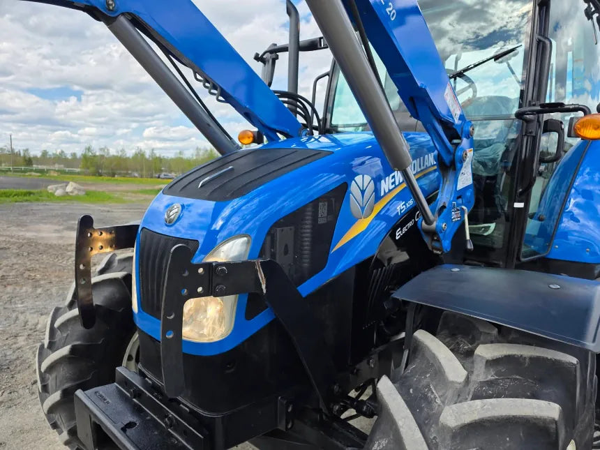 Tracteur New Holland T5.105EC 2016 – Avant