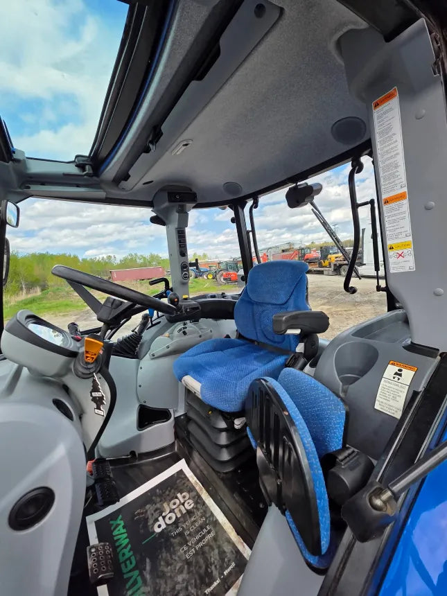 Tracteur New Holland T5.105EC 2016 – Intérieur