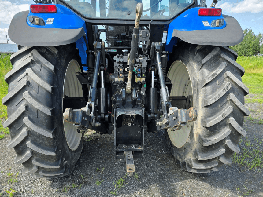 Tracteur New Holland TM175 2006 - Relevage arrière