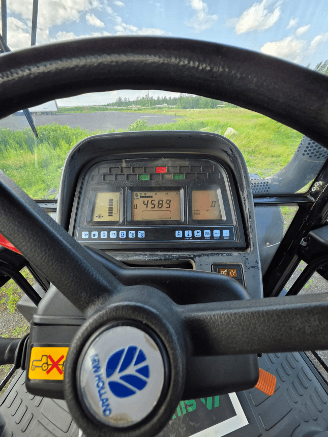 Tracteur New Holland TM175 2006 - Compteur 4589 heures