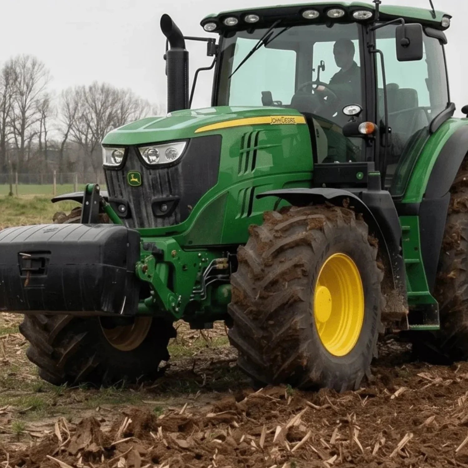 Tracteur John Deere série 6R dans un champ