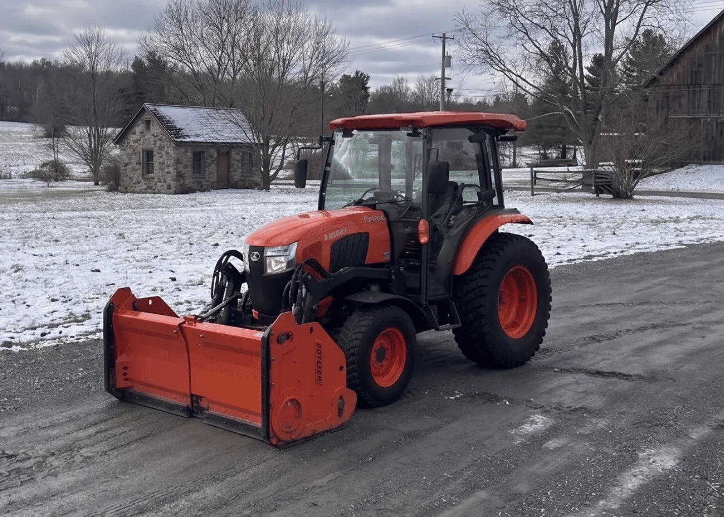 Tracteur Kubota L6060 avec lame de déneigement