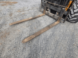 chariot elevateur case 588h