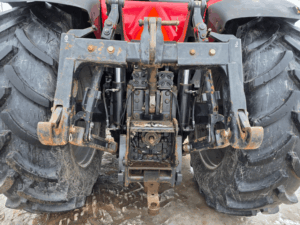 Attelage trois points et système hydraulique arrière du Case IH MX210