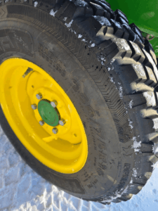 Pneu avant 25x8.50-14 John Deere 4066R