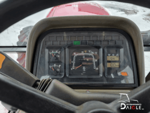 Dashboard and gauges of the Case IH MXM120 tractor