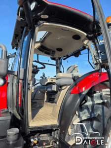 Case IH Maxxum 125 tractor cab interior