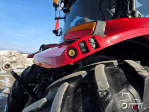 Case IH Maxxum 125 rear fender control detail