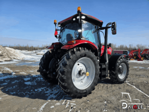Case IH Maxxum 125 tractor rear right view