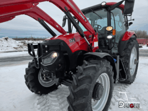 Avant du tracteur Case IH Maxxum 135 2019 avec chargeur