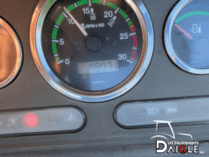 Dashboard and gauges of Deutz-Fahr Agrolux 320 tractor