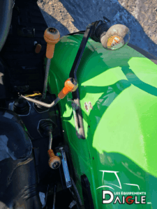 Transmission gear levers of Deutz-Fahr Agrolux 320 tractor